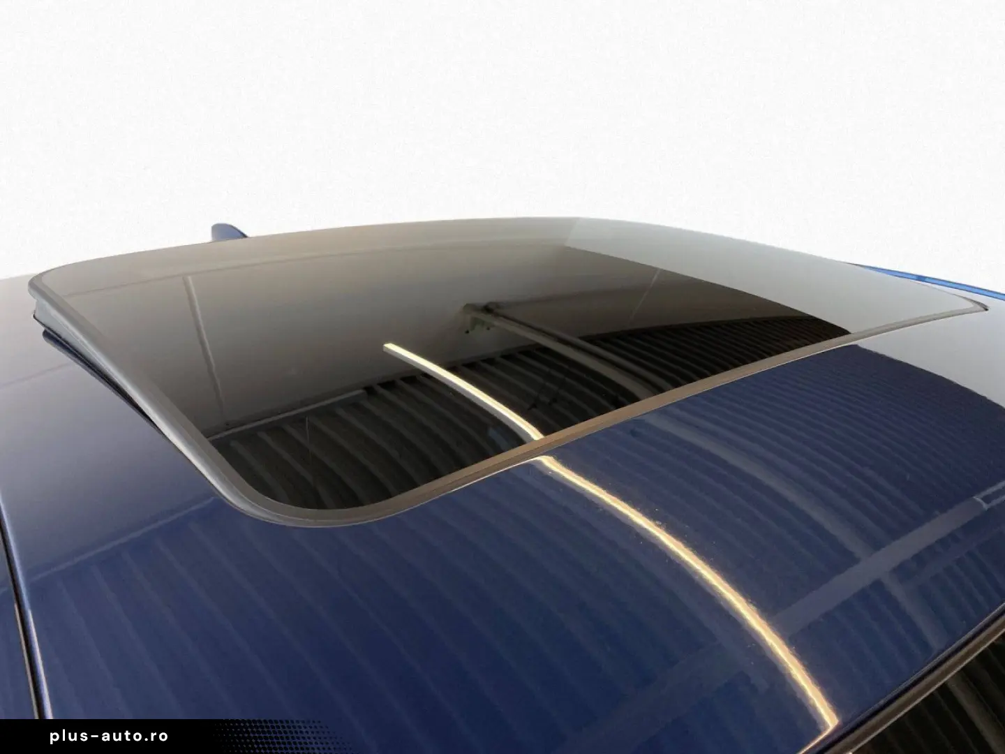 BMW 320dA Sport Line Laser HiFi LcProf Glasdach AHK