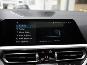 BMW 330e xDrive M-Sport LASER LED W-LAN NAVI HGSD