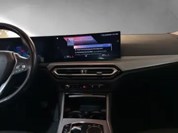 BMW 320e Limousine Facelift Live Cockpit Plus