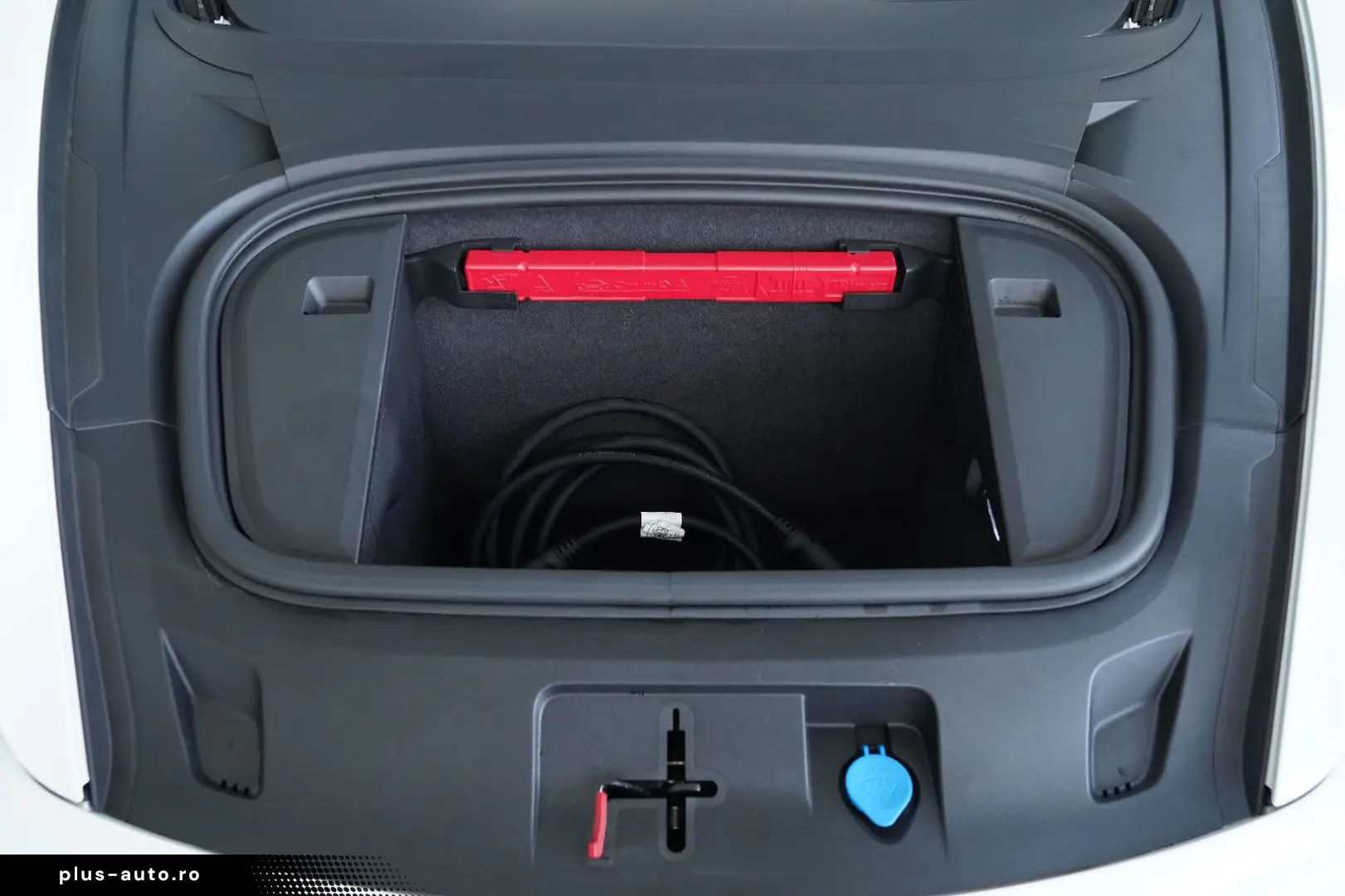 PORSCHE Taycan 4S SportDesign Matrix Chrono Display HUD