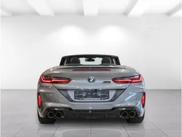 BMW M8 Cabrio Bowers & Wilkins Laserlicht Leder HUD