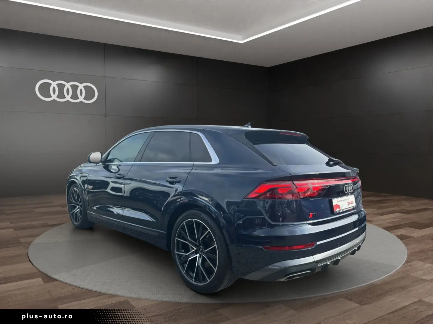 AUDI Q8 55 TFSI quattro tipt. SLINE PD HD-LASER B&O