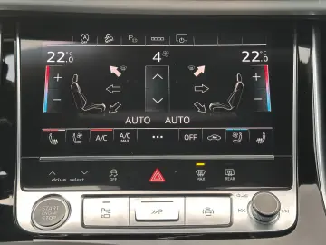 AUDI Q8 55 TFSI quattro tipt. SLINE PD HD-LASER B&O