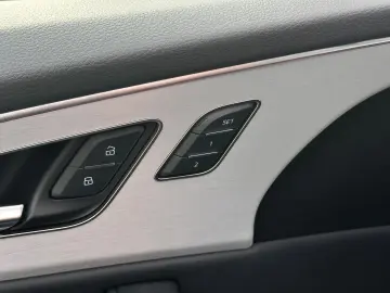 AUDI Q8 55 TFSI quattro tipt. SLINE PD HD-LASER B&O