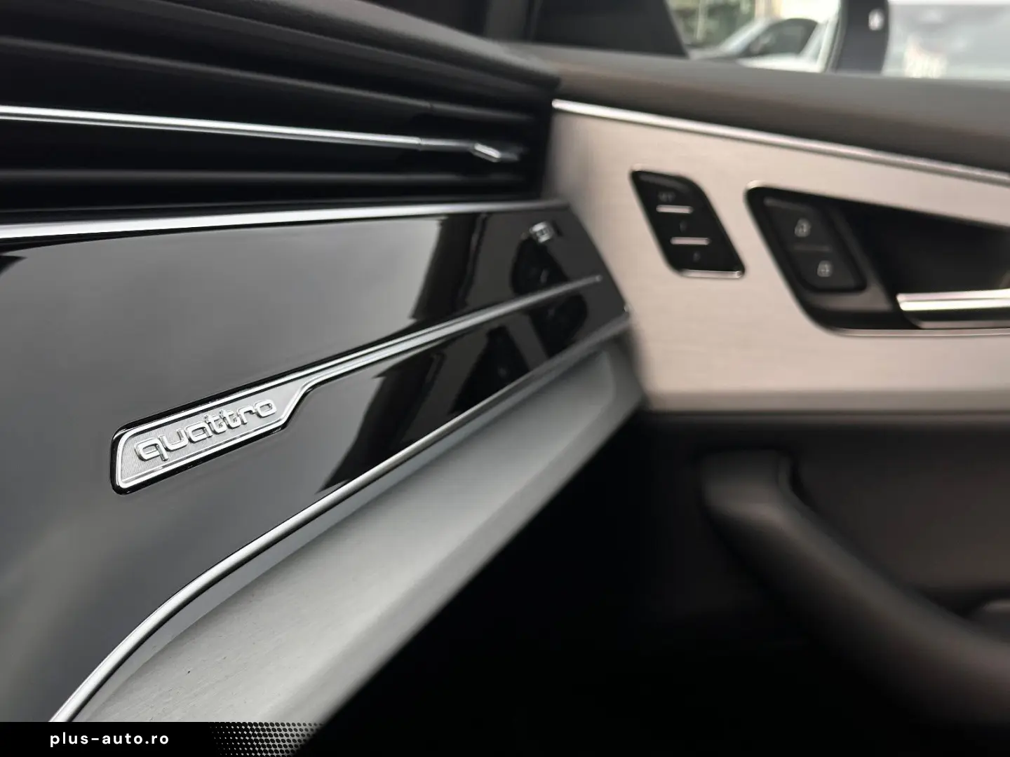 AUDI Q8 55 TFSI quattro tipt. SLINE PD HD-LASER B&O