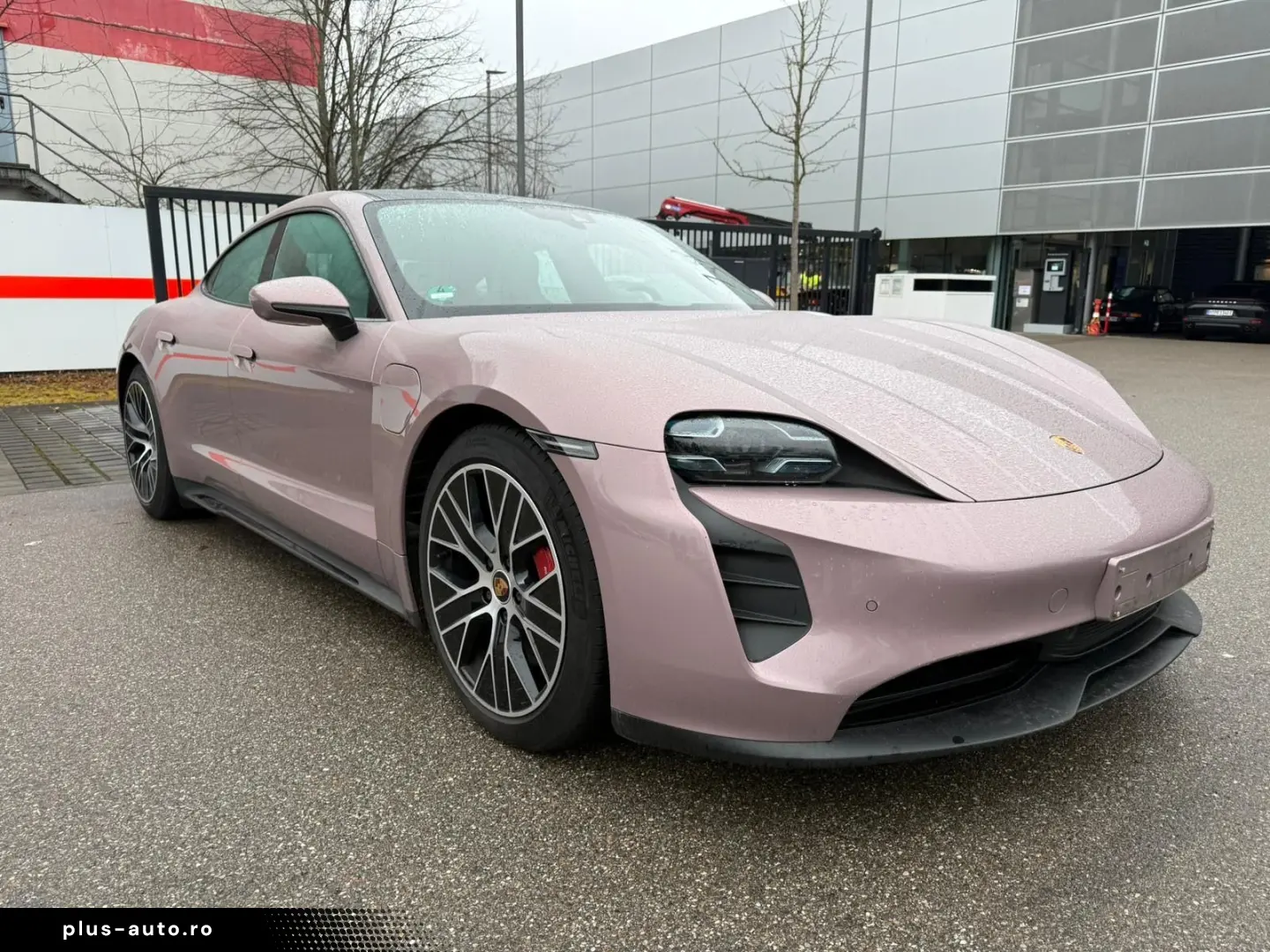PORSCHE Taycan GTS Panodach Alu 20  Matrix Kamera 1.Hd