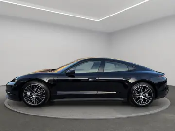 PORSCHE Taycan Panorama Bose Org. 7.950Km