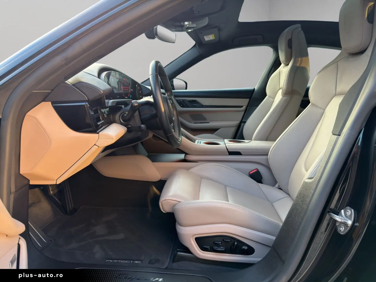 PORSCHE Taycan Panorama Bose Org. 7.950Km