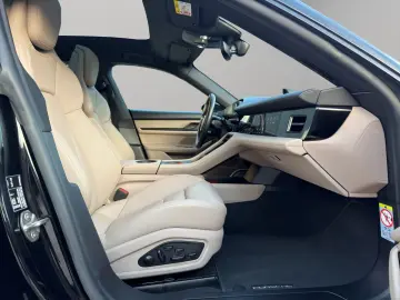 PORSCHE Taycan Panorama Bose Org. 7.950Km