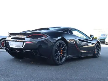 MCLAREN 570S Spider  LIFT KAMERA KERAMIK VOLLLEDER LED