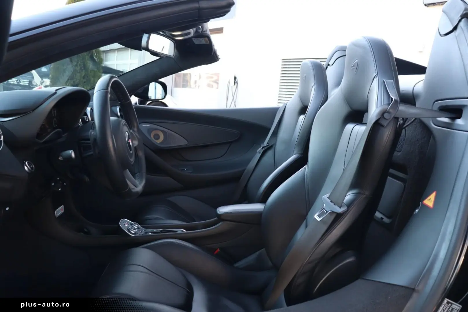 MCLAREN 570S Spider  LIFT KAMERA KERAMIK VOLLLEDER LED