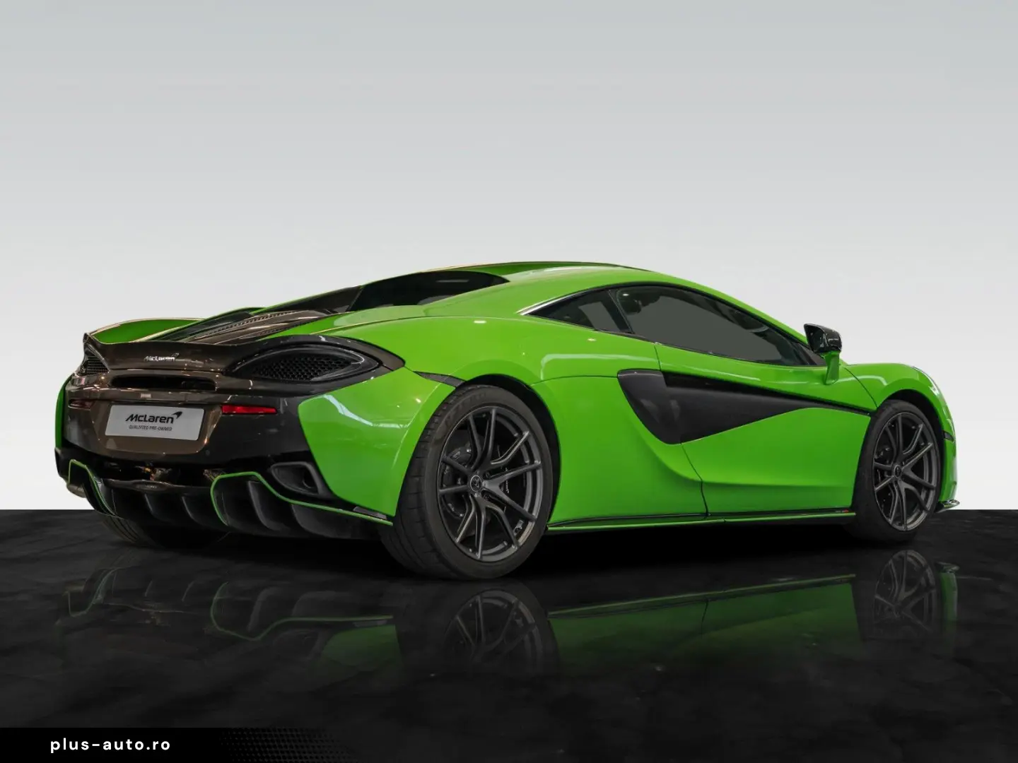 MCLAREN 570S   Carbon Fibre Interior   Sport Exhaust