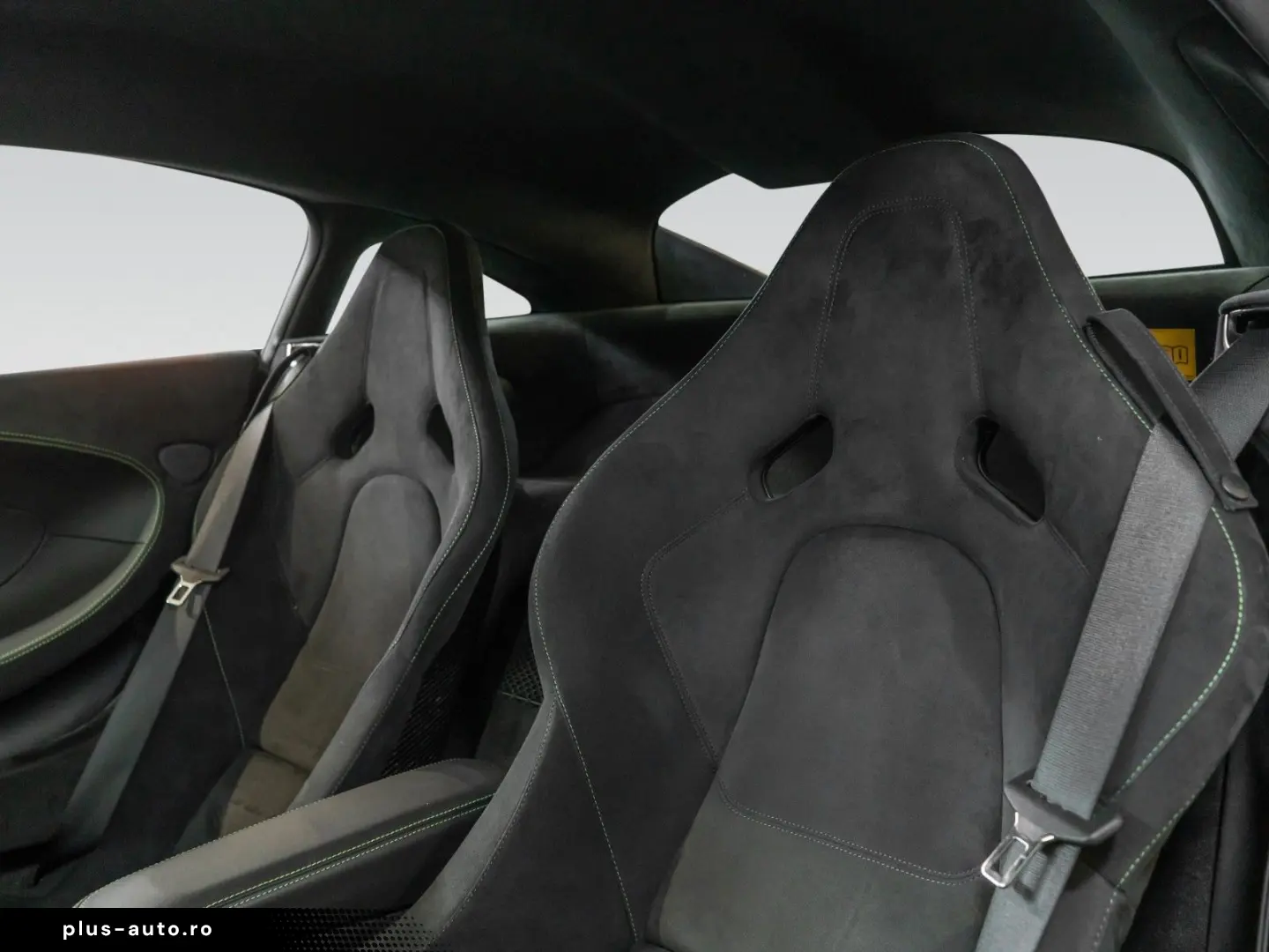 MCLAREN 570S   Carbon Fibre Interior   Sport Exhaust