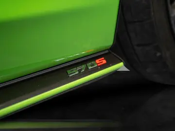 MCLAREN 570S   Carbon Fibre Interior   Sport Exhaust