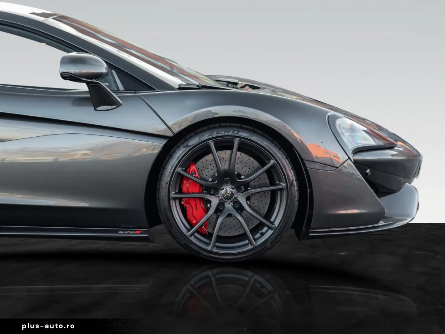 MCLAREN 570S   Carbon Fibre Interior   Sport Exhaust