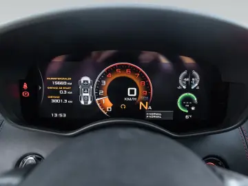 MCLAREN 570S   Carbon Fibre Interior   Sport Exhaust