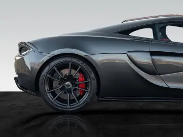 MCLAREN 570S   Carbon Fibre Interior   Sport Exhaust