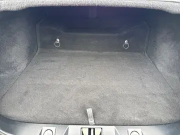 FERRARI Roma  Embleme Navi PDC Klima Leder