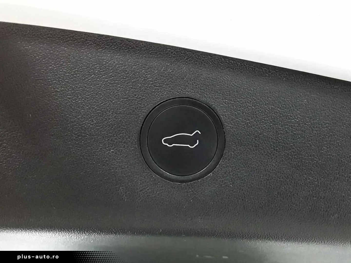 TESLA Model 3 Langstreckenbatt. Allradantrieb