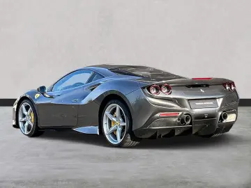 FERRARI F8 Tributo  AFS Lift Kamera PDC Karbon