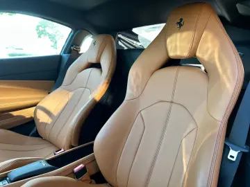 FERRARI F8 Tributo  AFS Lift Kamera PDC Karbon