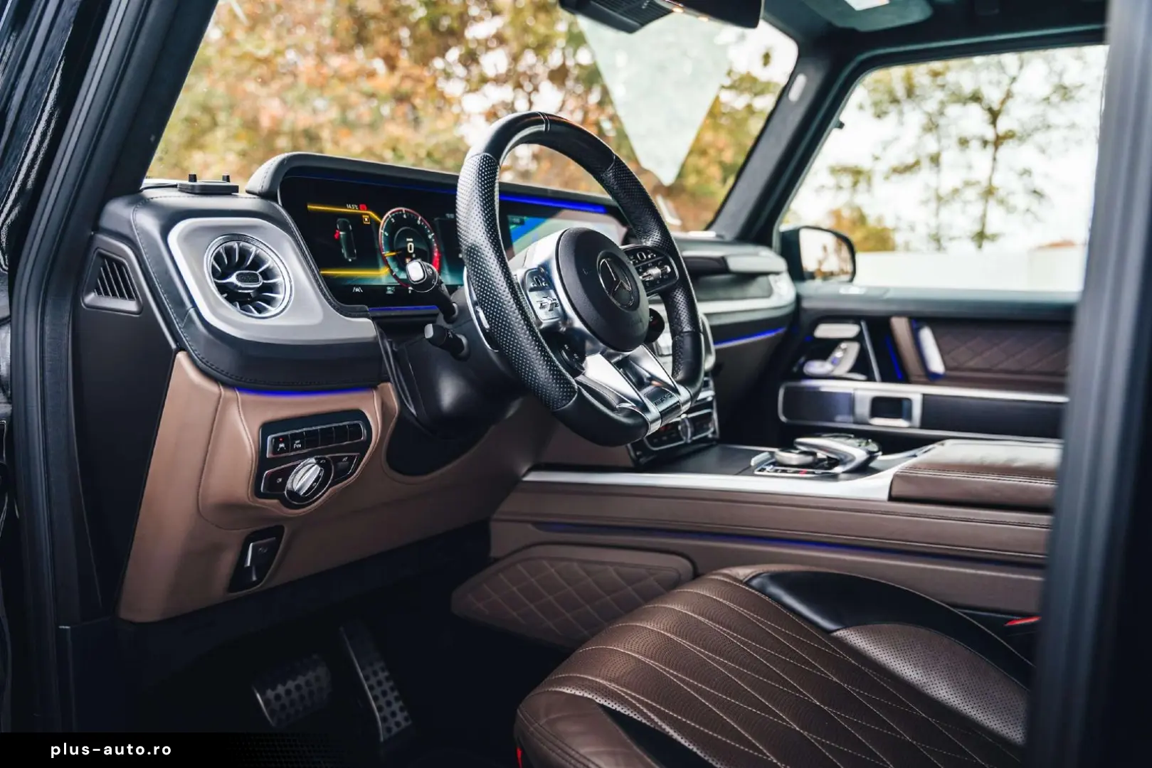 MERCEDES-BENZ G 63 AMG Burmester   Night Package