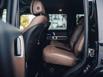 MERCEDES-BENZ G 63 AMG Burmester   Night Package