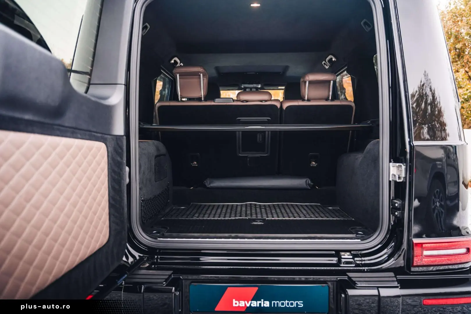 MERCEDES-BENZ G 63 AMG Burmester   Night Package