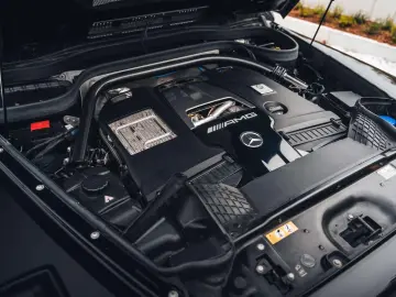 MERCEDES-BENZ G 63 AMG Burmester   Night Package