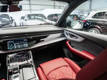 Audi SQ8 TFSI Quattro   Full   Head-Up   23   2026