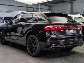 Audi SQ8 TFSI Quattro   Full   Head-Up   23    2026