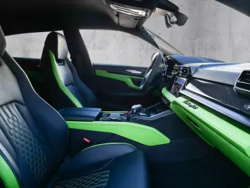 LAMBORGHINI Urus SE Verde Selvans  Big Interior Carbon Pack