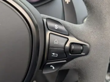 ASTON MARTIN Vantage Roadster F1 Ed. CARBON 360 GARA&hellip;