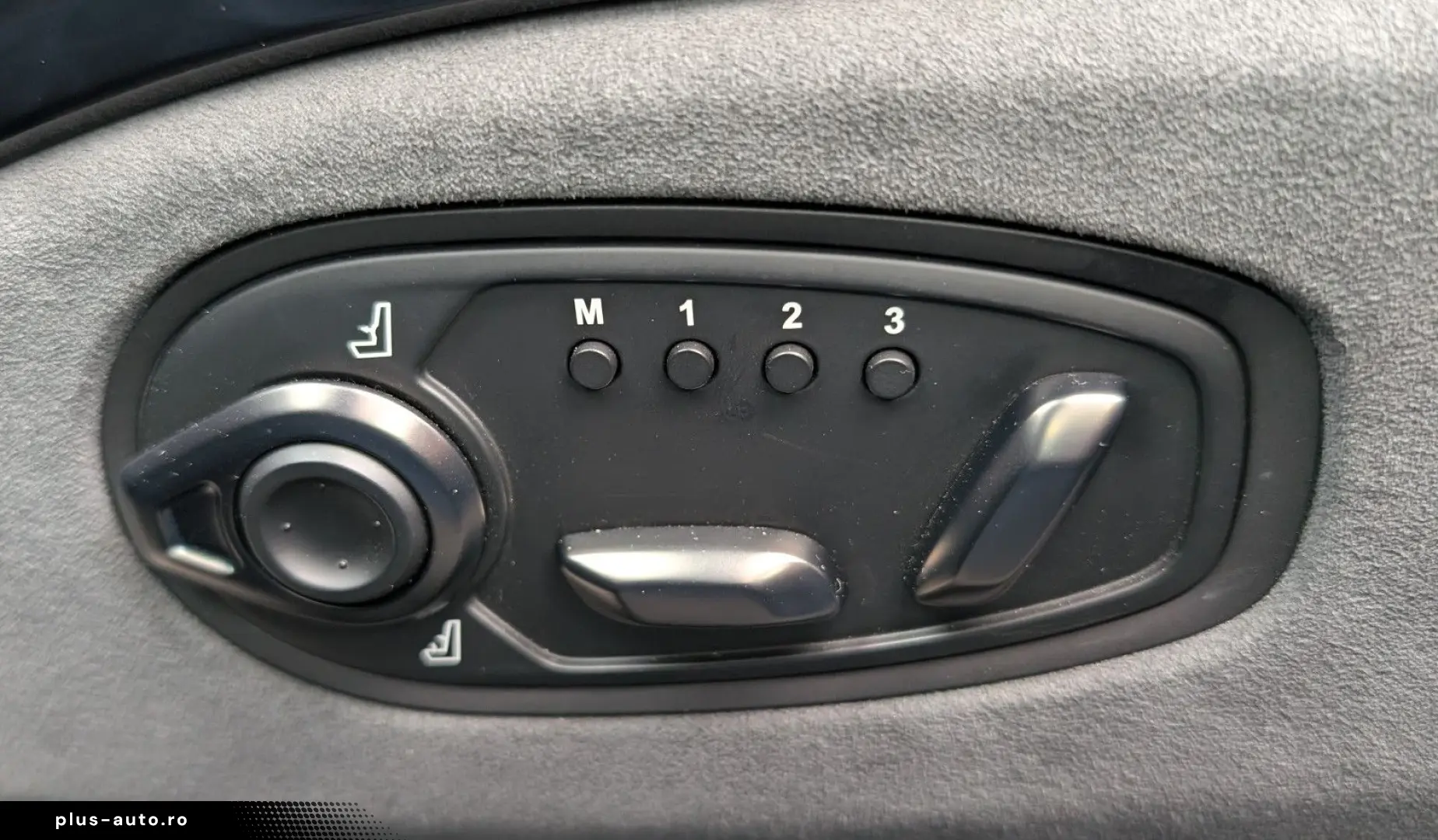 ASTON MARTIN Vantage Roadster F1 Ed. CARBON 360 GARA&hellip;