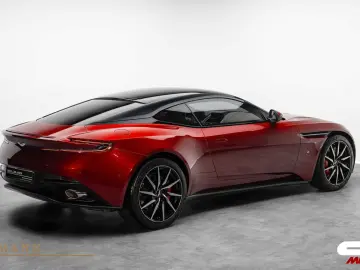 ASTON MARTIN DB11 V12   MY2018