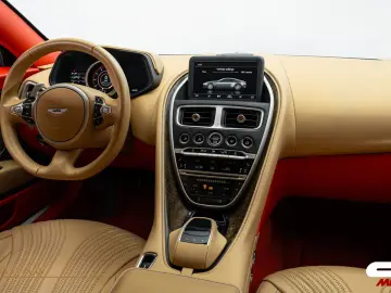 ASTON MARTIN DB11 V12   MY2018