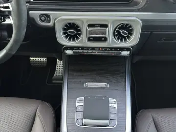 MERCEDES-BENZ G 63 AMG NAV LED 360  AHK GLASDACH MAN&hellip;