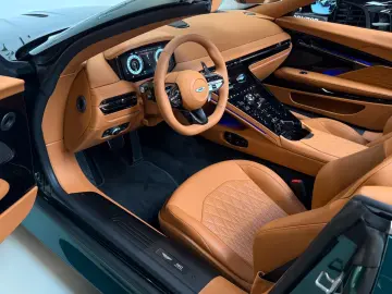 Aston Martin DB12 Volante   NEW MODELYEAR 2026