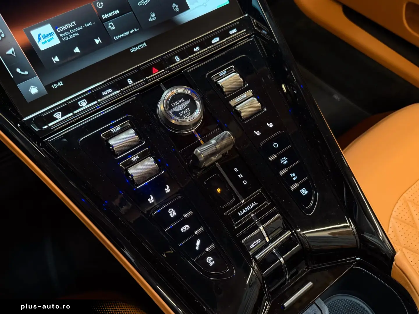 Aston Martin DB12 Volante   NEW MODELYEAR 2026