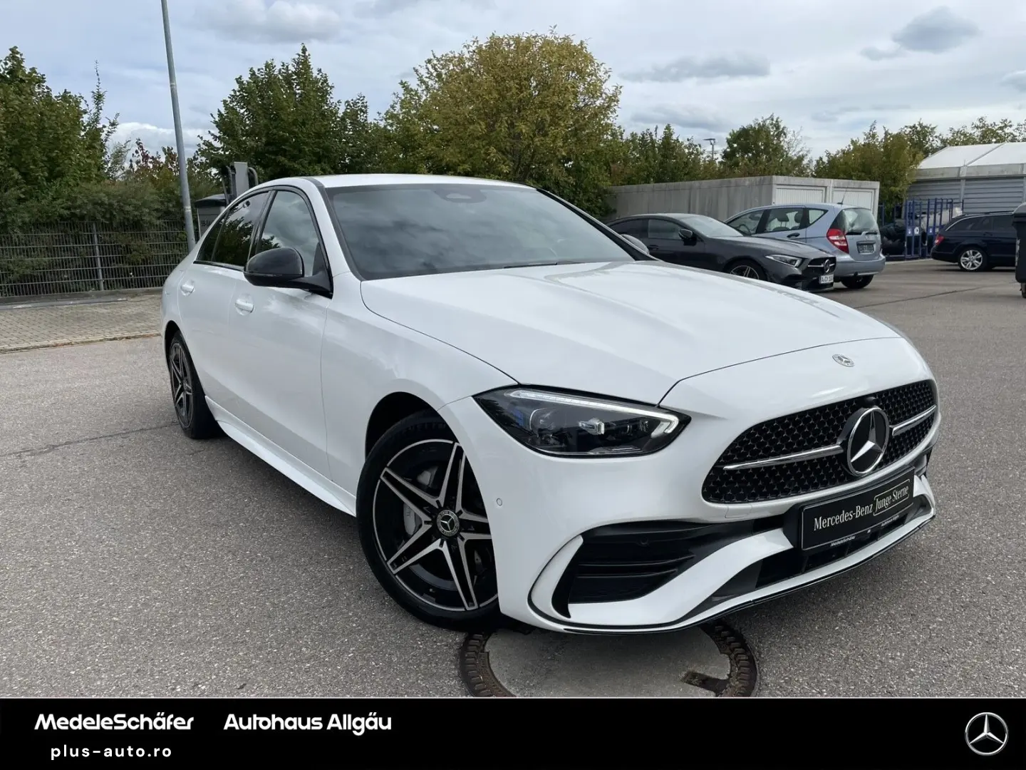 MERCEDES-BENZ C 300 e 4MATIC AMG Night D-Light Dist Memory