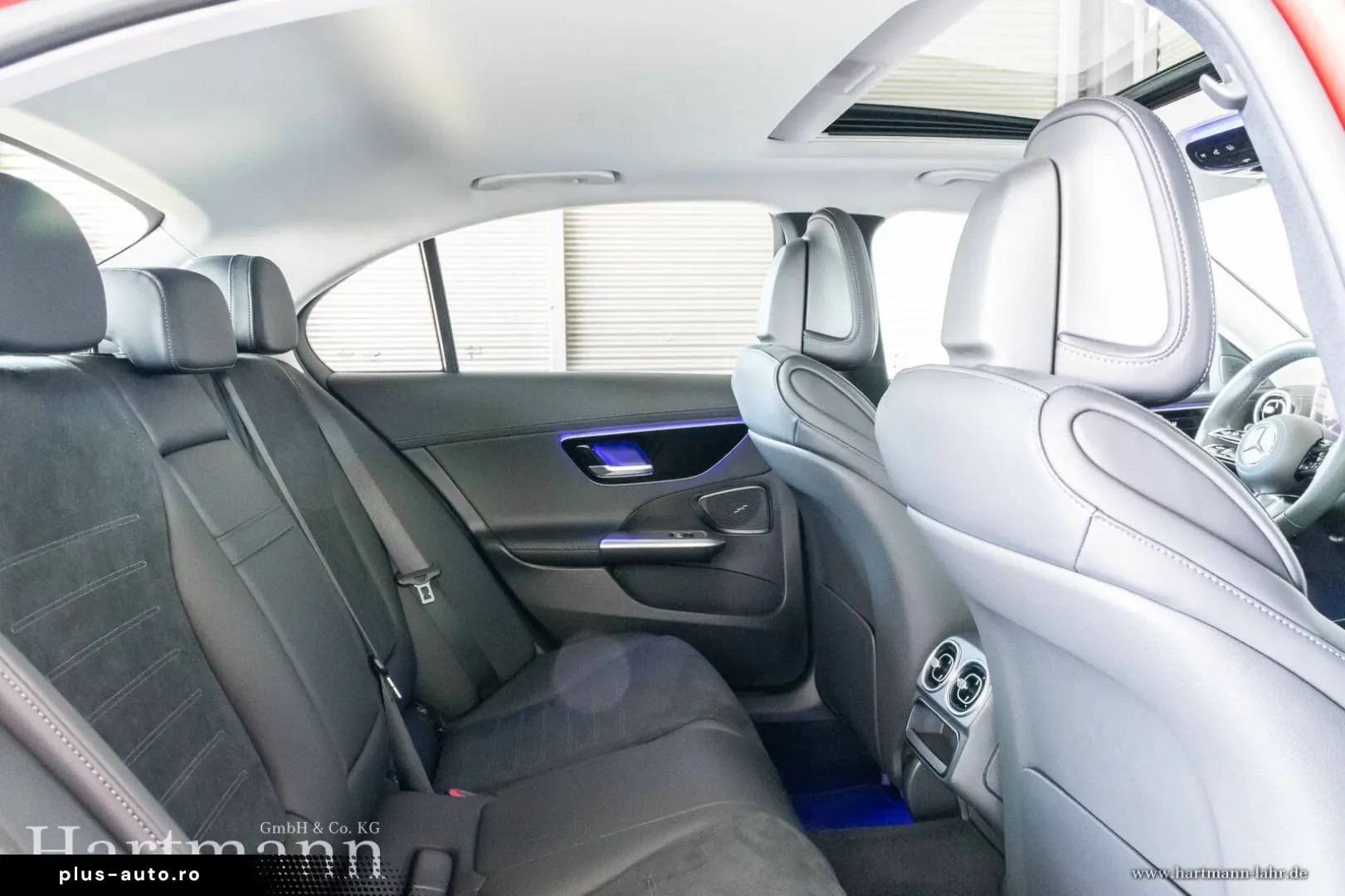 MERCEDES-BENZ C 300 d 4MATIC AMG-Line Night SHD AHK Assist