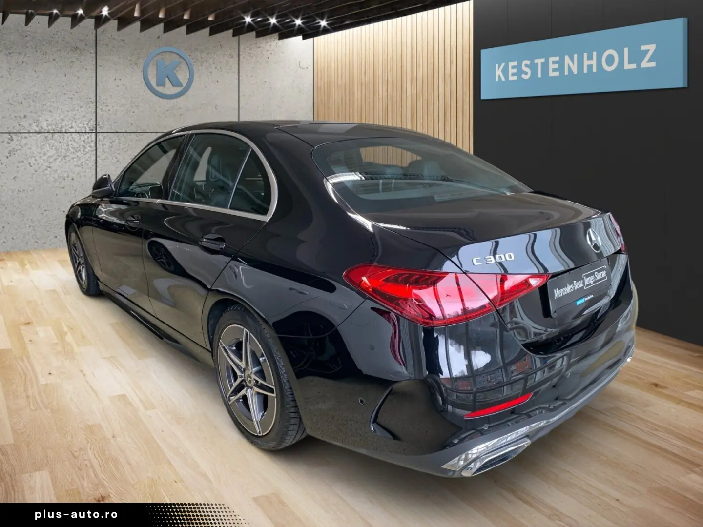 MERCEDES-BENZ C 300 4MATIC  AMG AHK MEMO KAMERA SHZ LED
