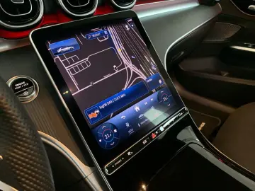 MERCEDES-BENZ C 300 4MATIC  AMG AHK MEMO KAMERA SHZ LED