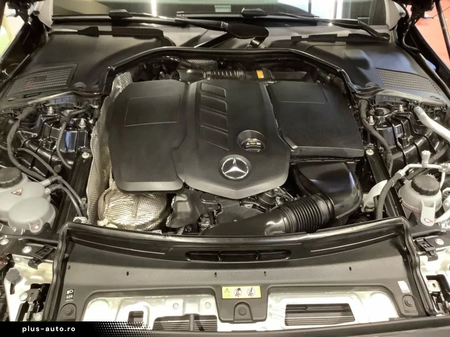 MERCEDES-BENZ C 300 de 4M AMG DIGITAL PANO DIST TOTW&hellip;