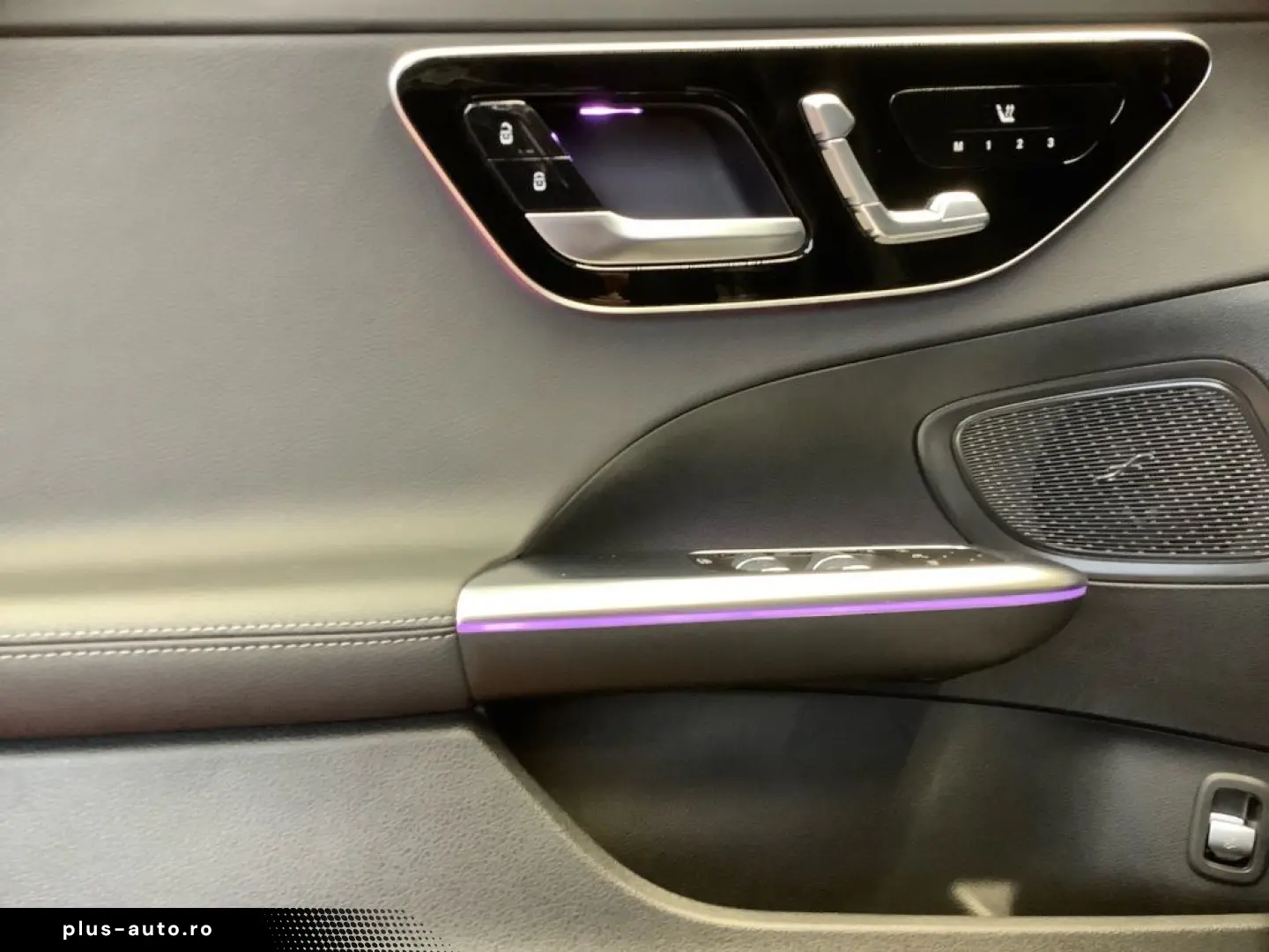 MERCEDES-BENZ C 300 de 4M AMG DIGITAL PANO DIST TOTW&hellip;