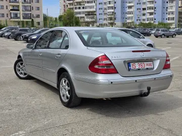 Mercedes E220 2005 2.2 CDI 150 CP automata