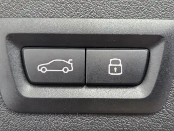 BMW X6 M Competition B&W Panorama