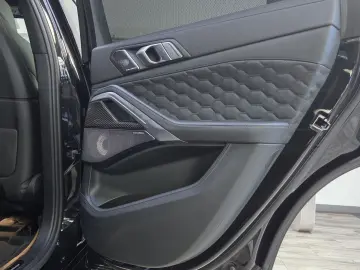 BMW X6 M Competition B&W Panorama