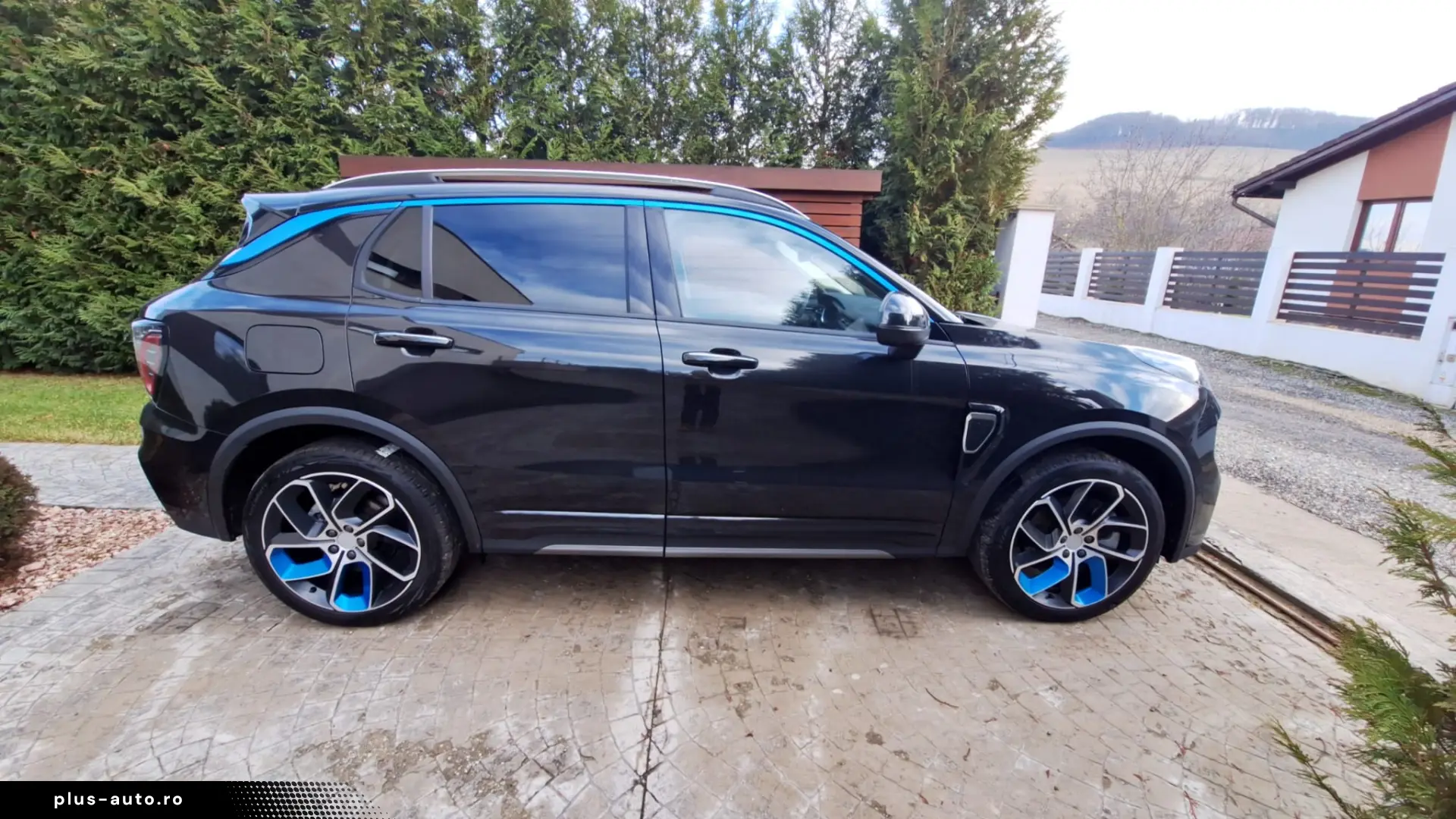 Lynk&Co 01 1.5T PHEV 261cp