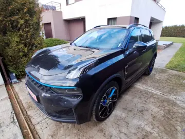 Lynk&Co 01 1.5T PHEV 261cp